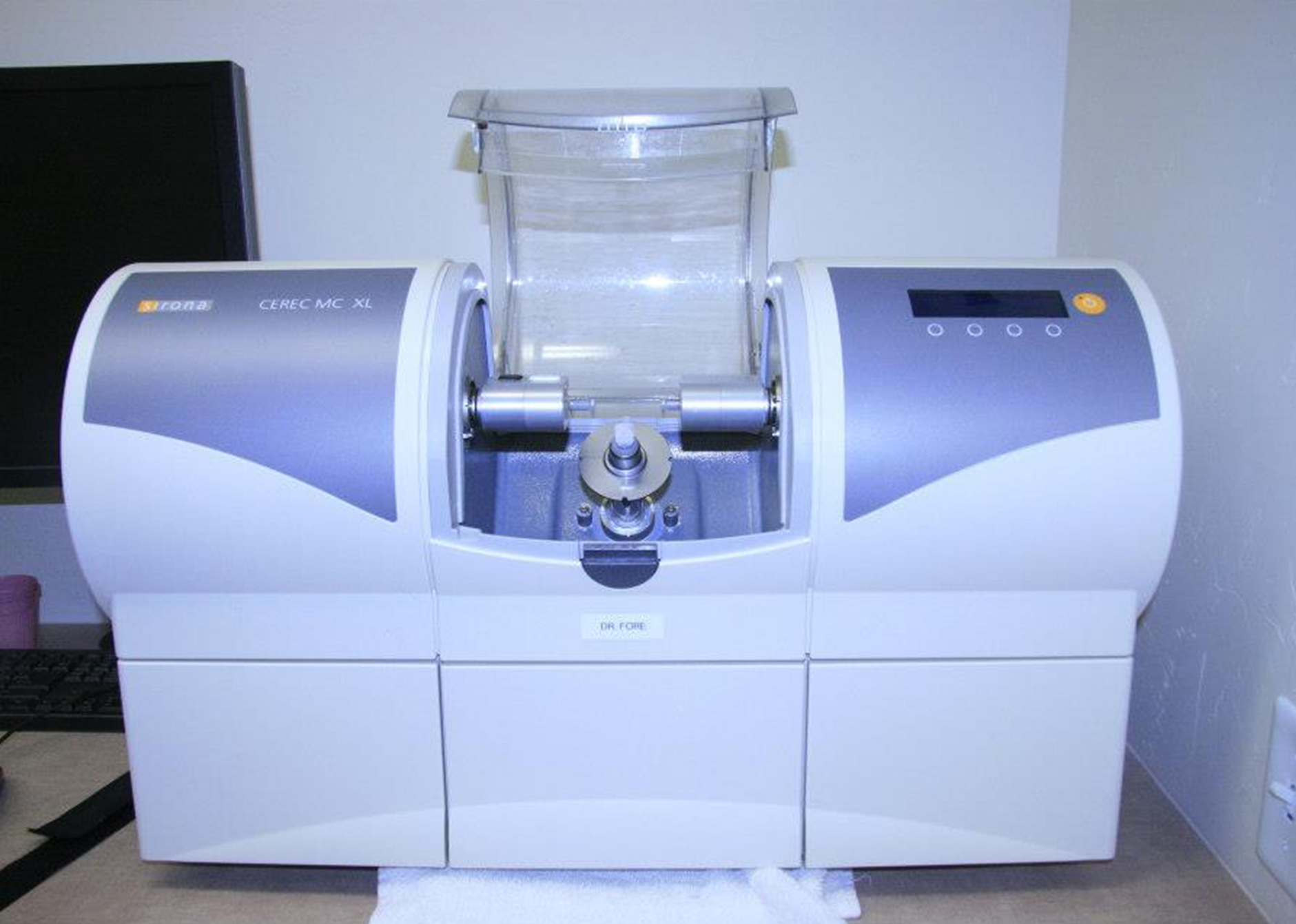 Cosmetic Dental Office 95945